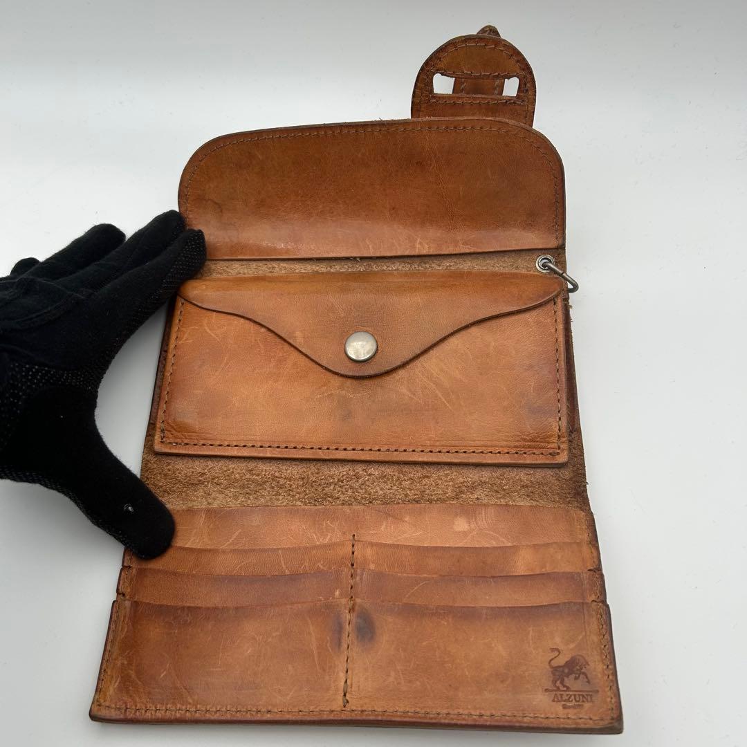 アルズニ　レザー　サイフ　カービング　ホワイト　パイソン　ALZUNI