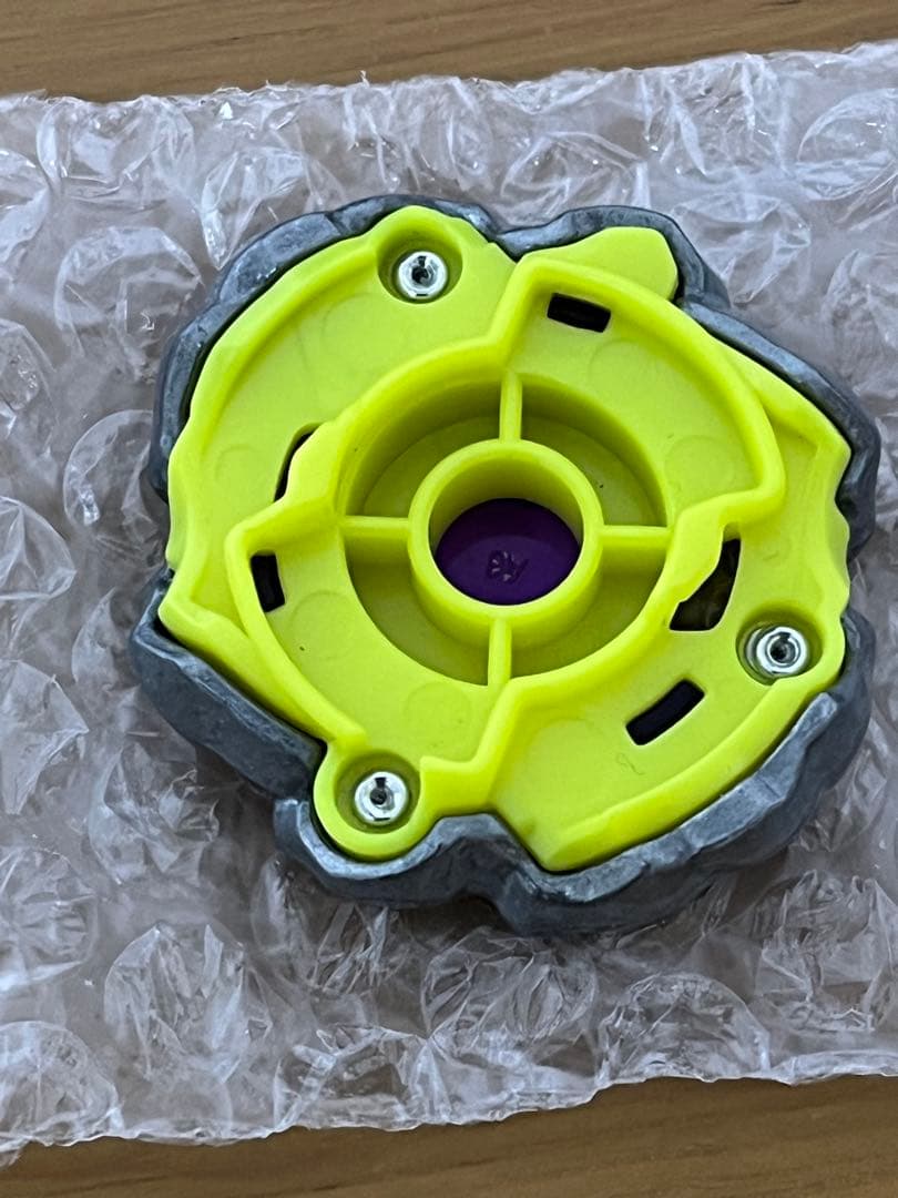 ベイブレードx オロチクラスタ6-60LF　未使用　ベイコード付き