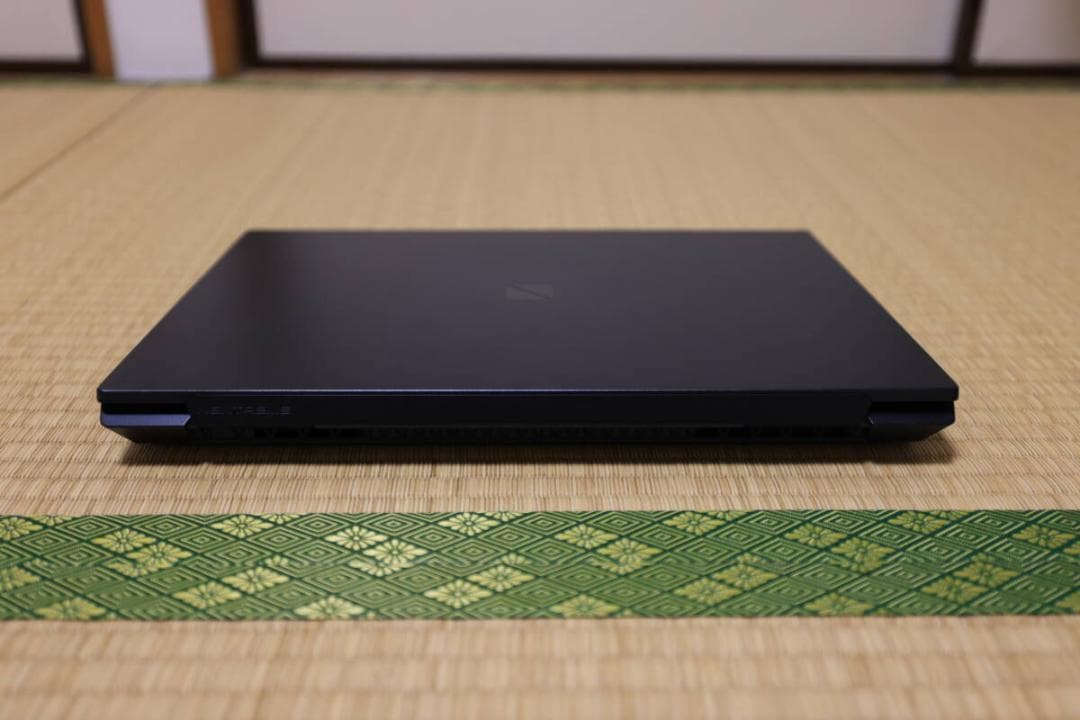 新品同様！NEC　LAVIE NEXTREME Infinity XF950