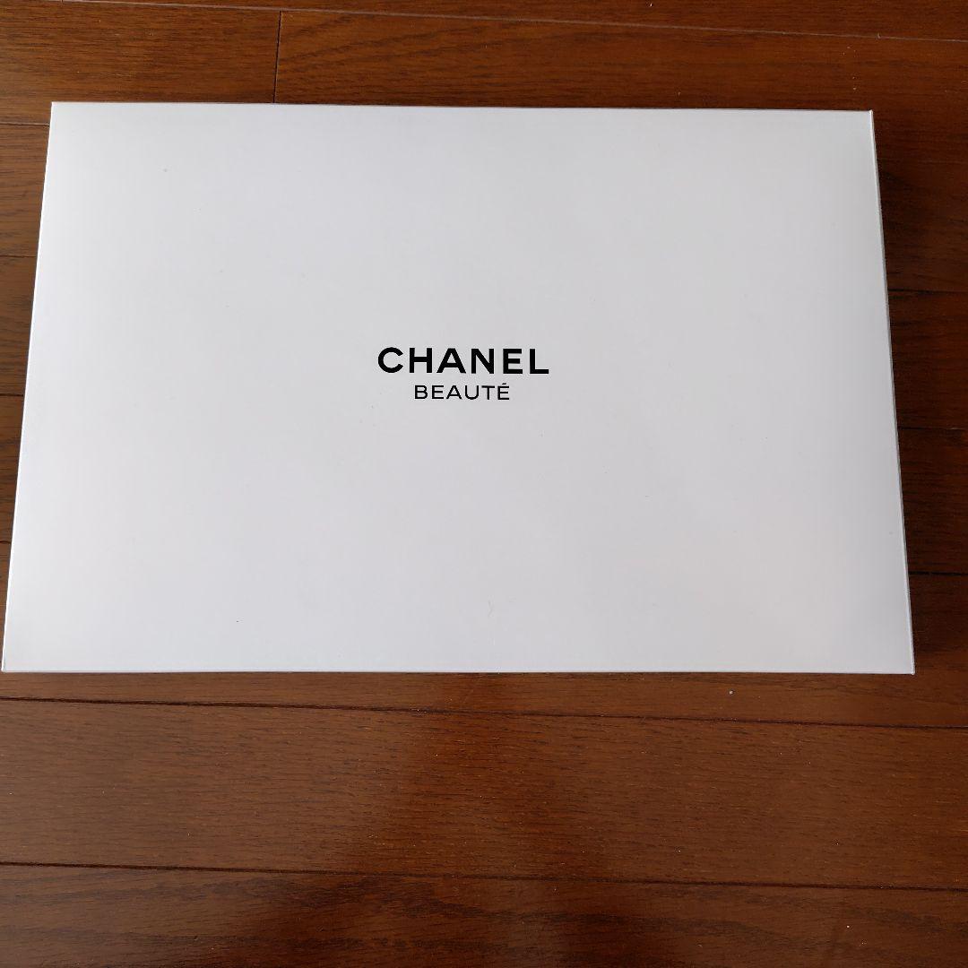 CHANEL パソコンケース　ノベルティ　箱付き①