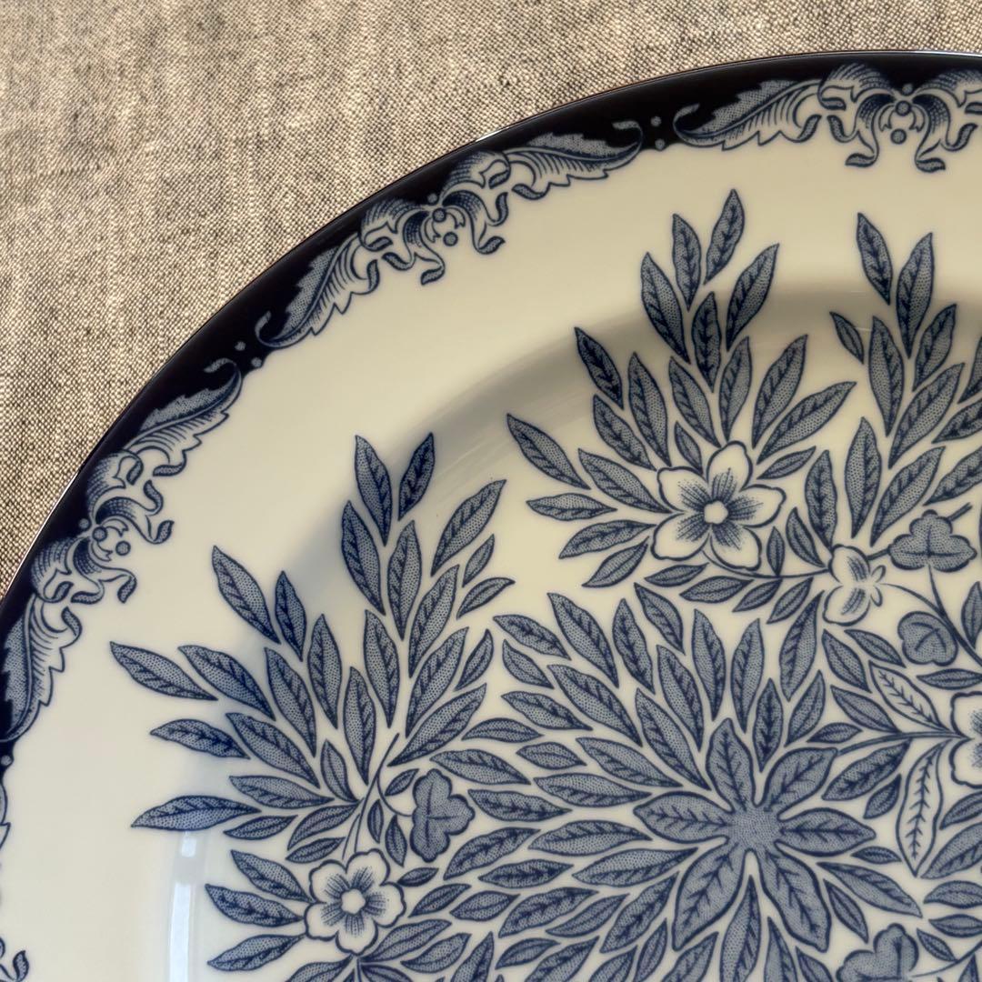 ロールストランド　オスティンディア27cmプレート2枚セット(おまけ付き)