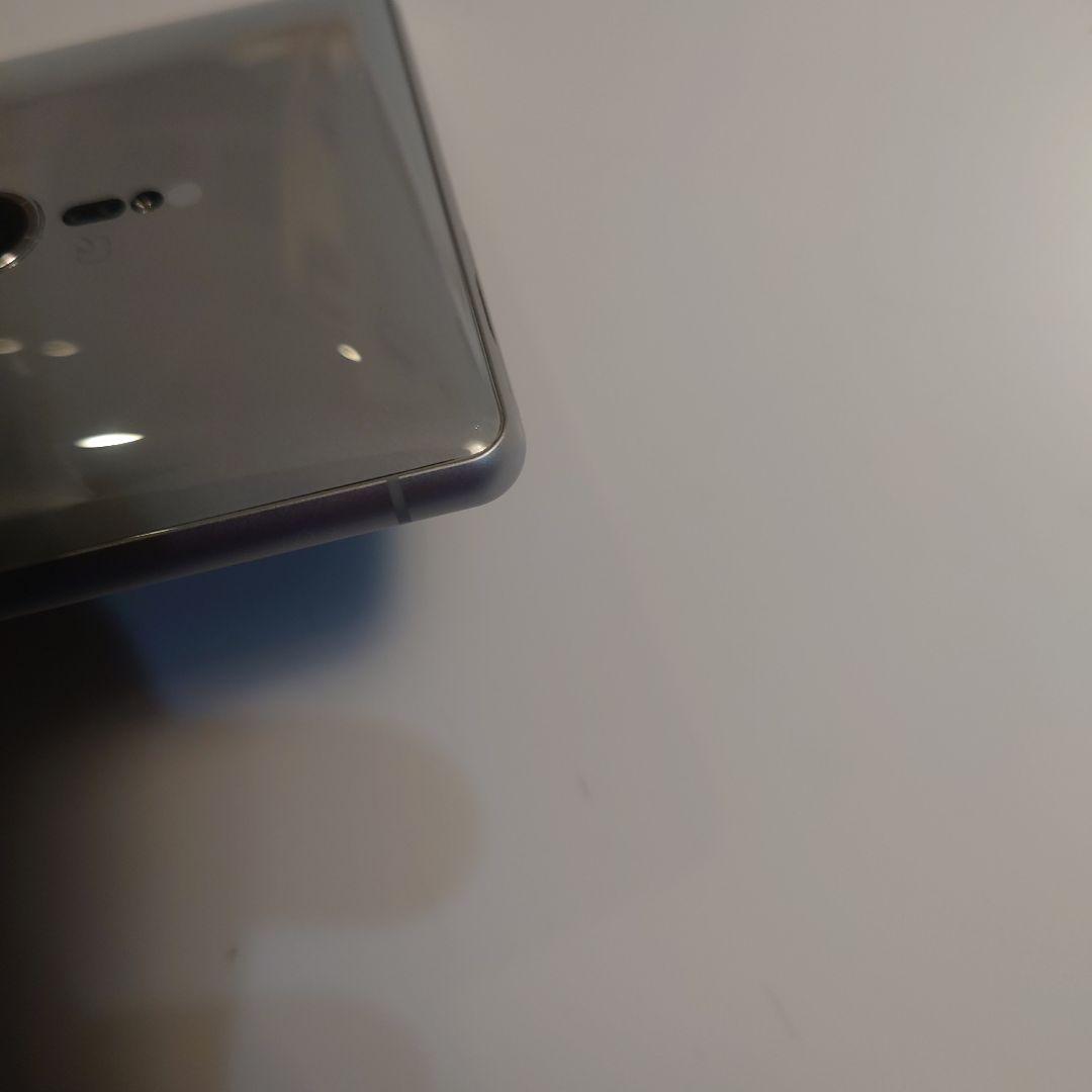 Xperia xz2 リキッドシルバー