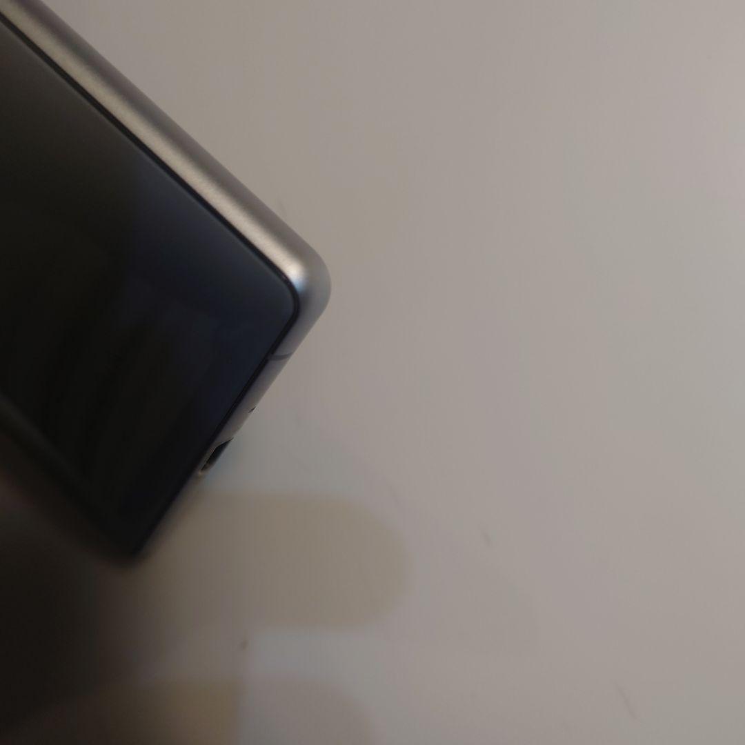 Xperia xz2 リキッドシルバー