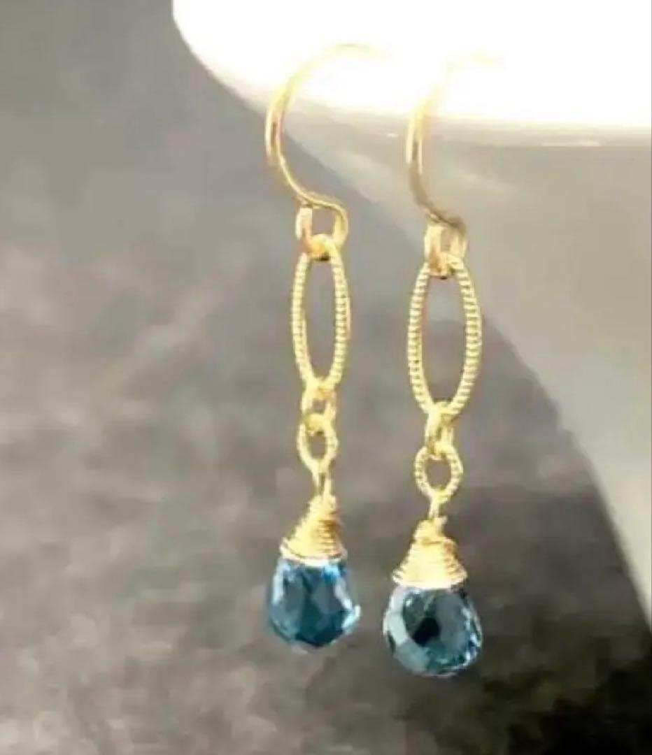 70.天然石 ピアス 14KGF 宝石質ロンドンブルートパーズ ブルーグリーン