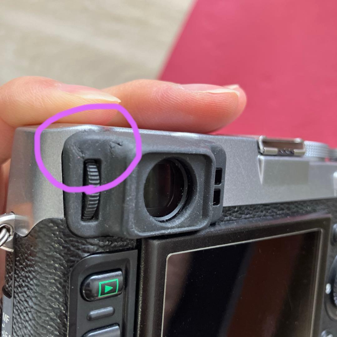 FUJIFILM X100S コンパクトデジタルカメラ　モノグラムストラップ付