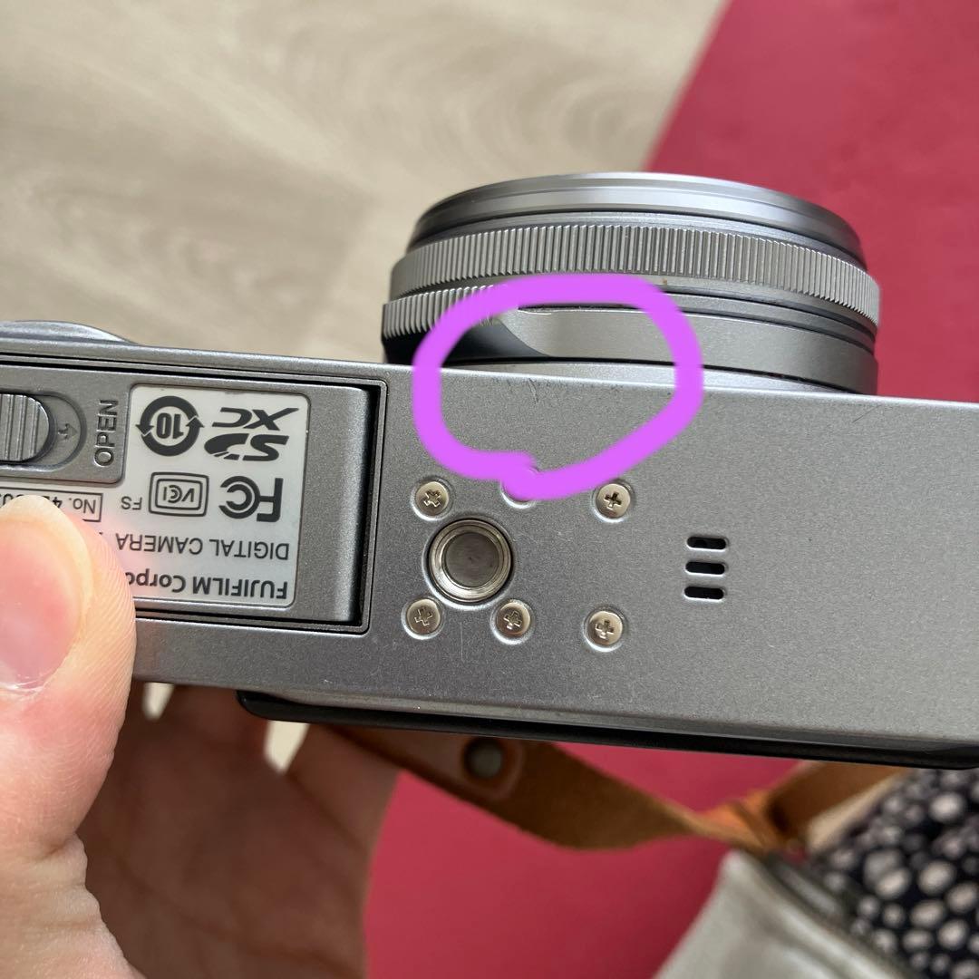 FUJIFILM X100S コンパクトデジタルカメラ　モノグラムストラップ付