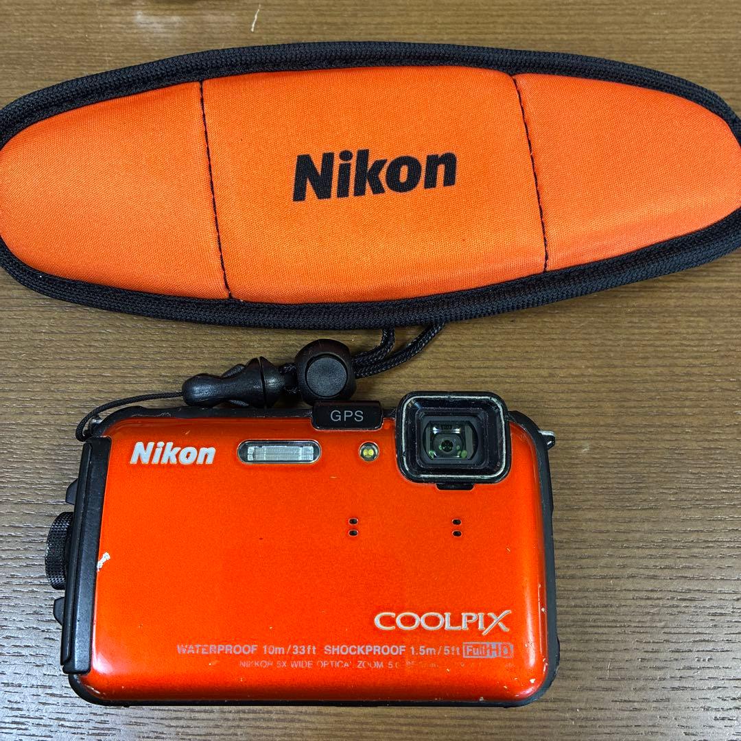 防水カメラNikon COOLPIX AW100 バッテリー2個付き付き