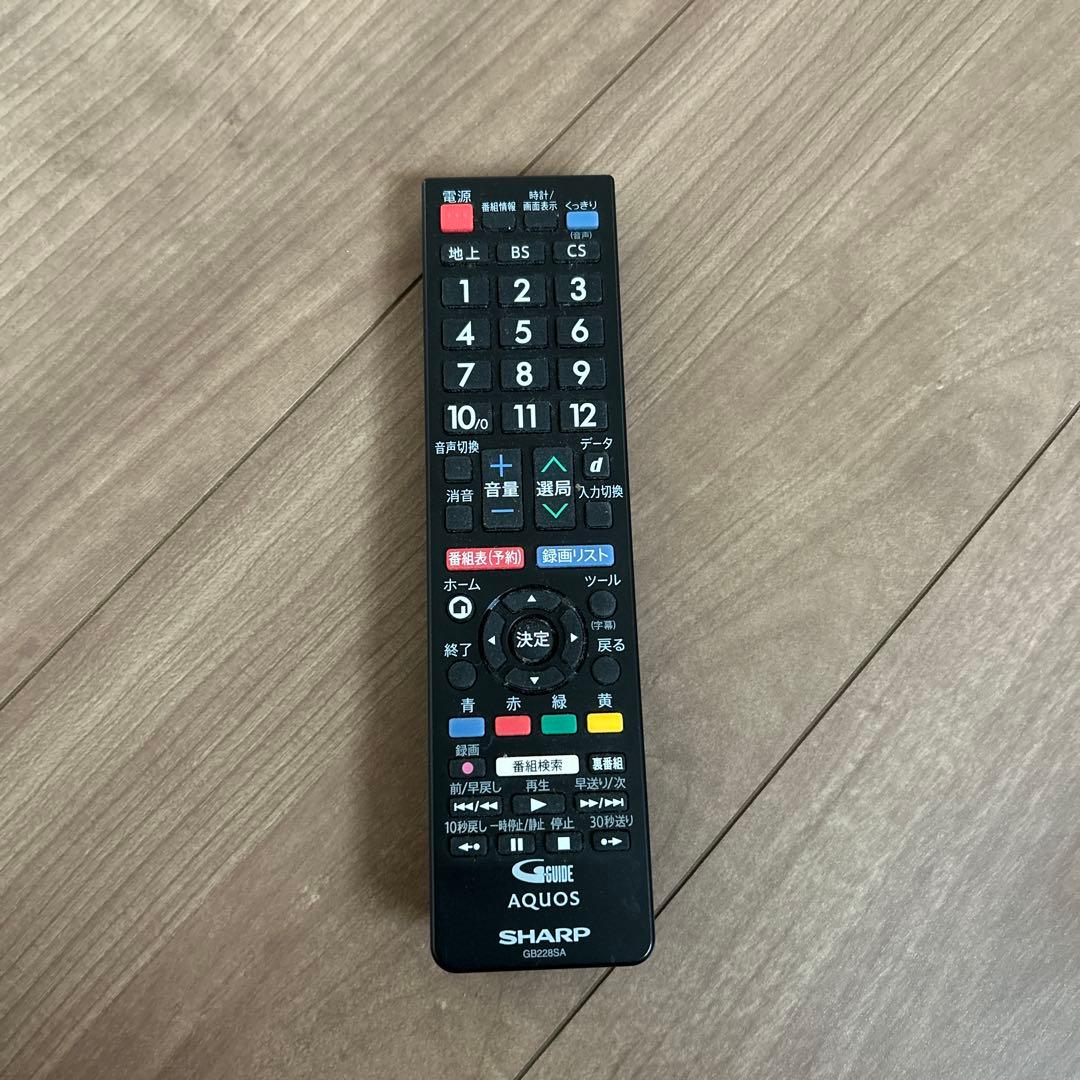 SHARP LC-24P5 24インチ液晶テレビ　リモコン付き