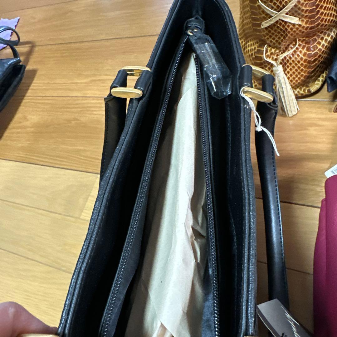 売り切り★超破格！新品本革バッグ4つまとめ蛇革オーストリッチ印傳屋マダムフリマ