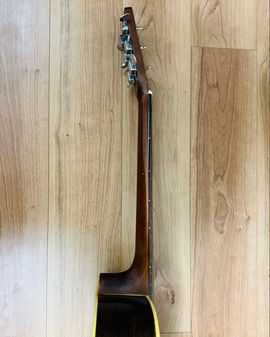 Morris アコースティックギター F-15 ハードケース付き