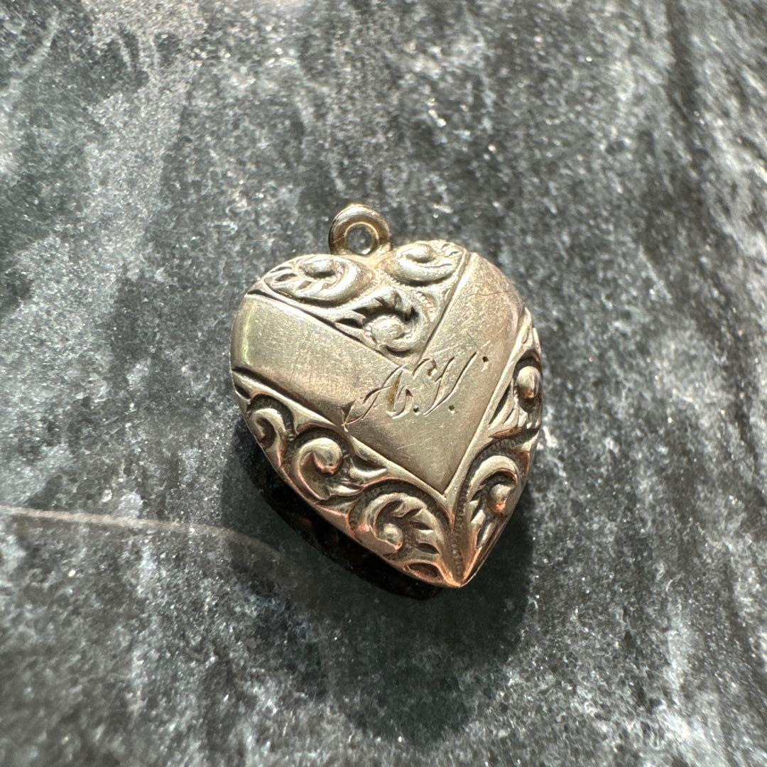 スウェートハートジュエリー　ヴィンテージペンダントトップ