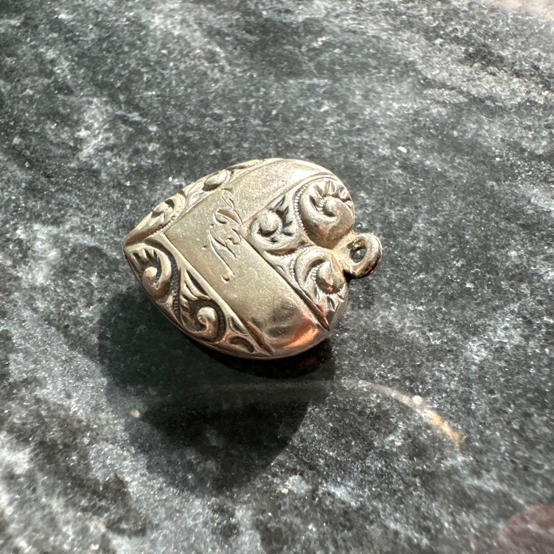 スウェートハートジュエリー　ヴィンテージペンダントトップ