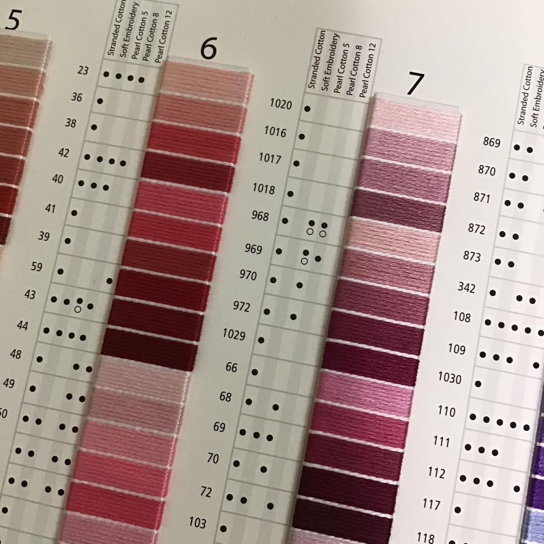 アンカー刺繍糸の色見本