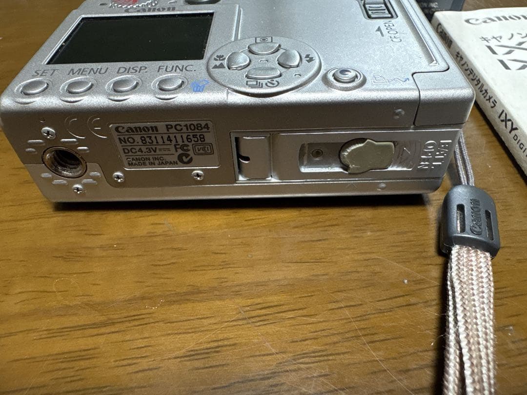 【ジャンク品】Canon IXY DIGITAL500コンパクトデジタルカメラ