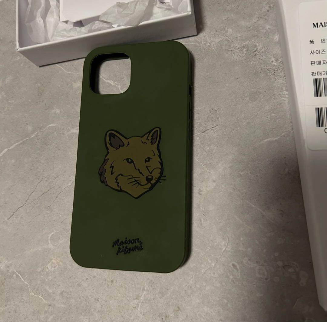 MAISON KITSUNE メゾンキツネ iPhone14 ケース カーキ