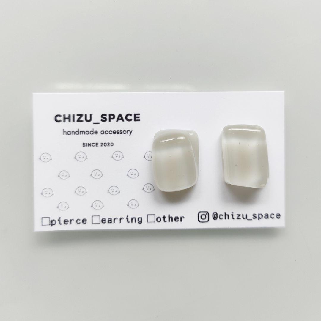 取引中　しかくいガラスのカラフルなピアス/イヤリング*No.8