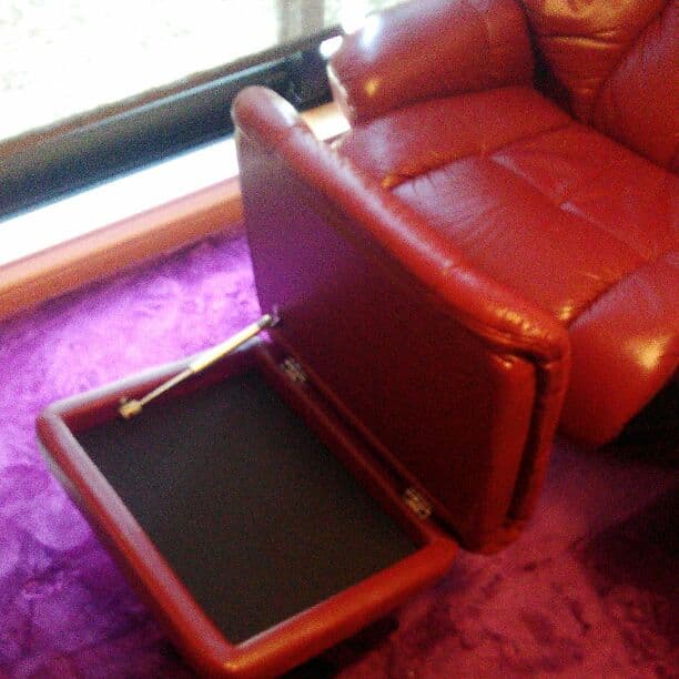 本革　ハイバックチェア