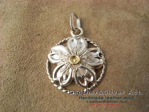 桜、さくらのペンダントトップ　シルバー925.ゴールド、k18 ハンドメイド