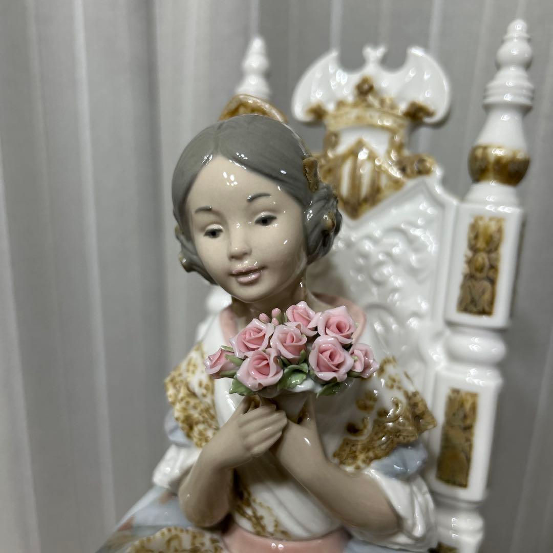 リヤドロ 「バレンシアの少女 」新品！　　　　　　超特価！