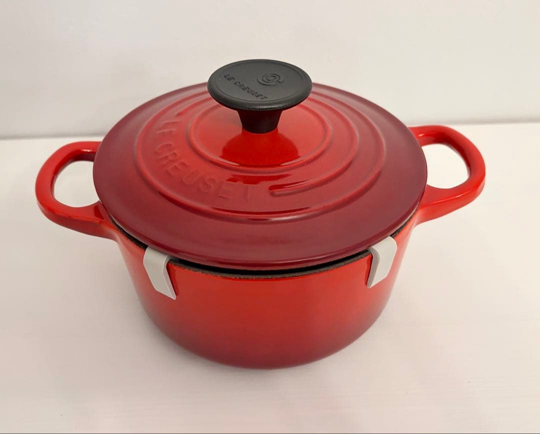 ル・クルーゼ　鋳物ホーロー鍋　ココット・ロンド　14cm　チェリーレッド