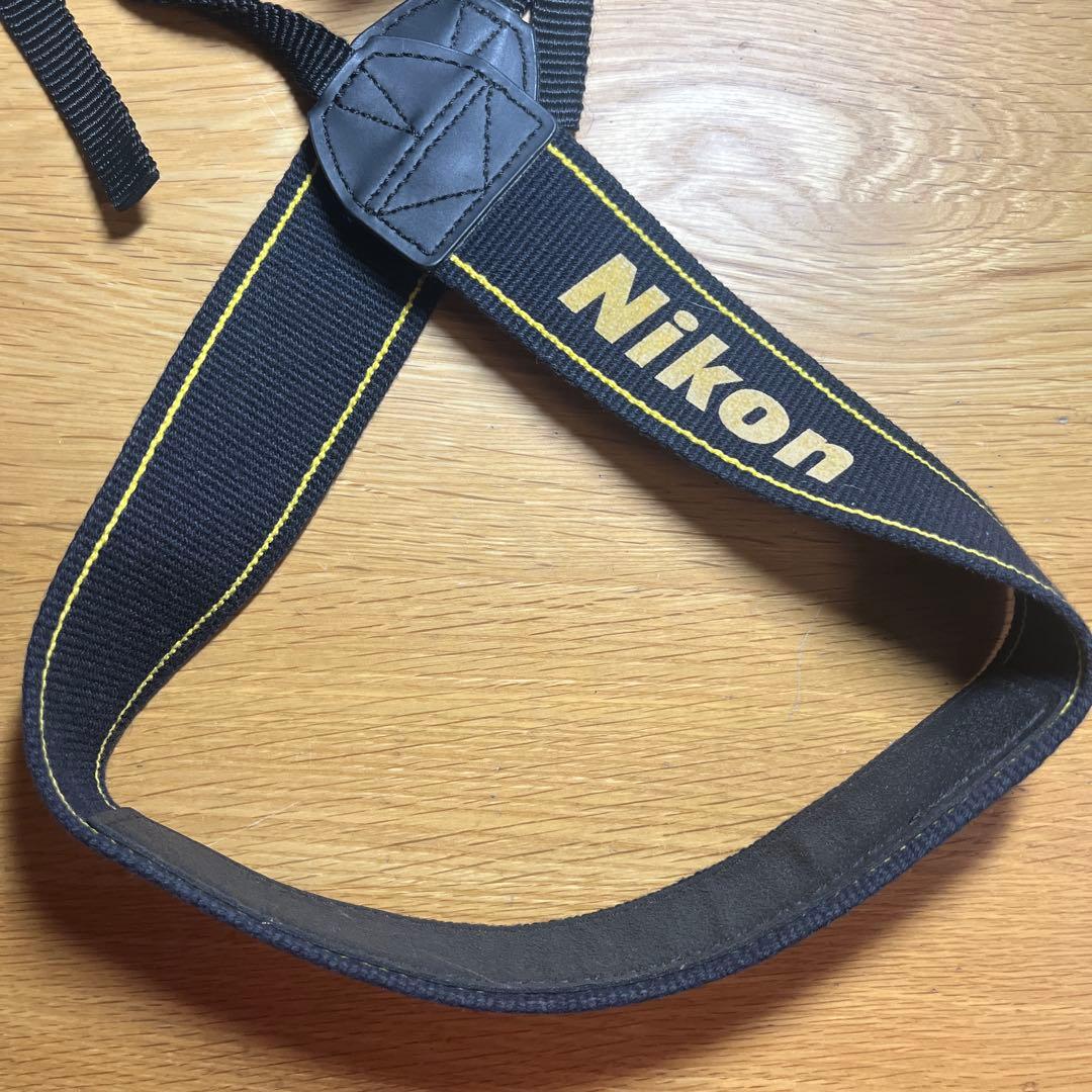 Nikon D50 デジタル一眼レフカメラ 28mm F2.8 AiAF セット