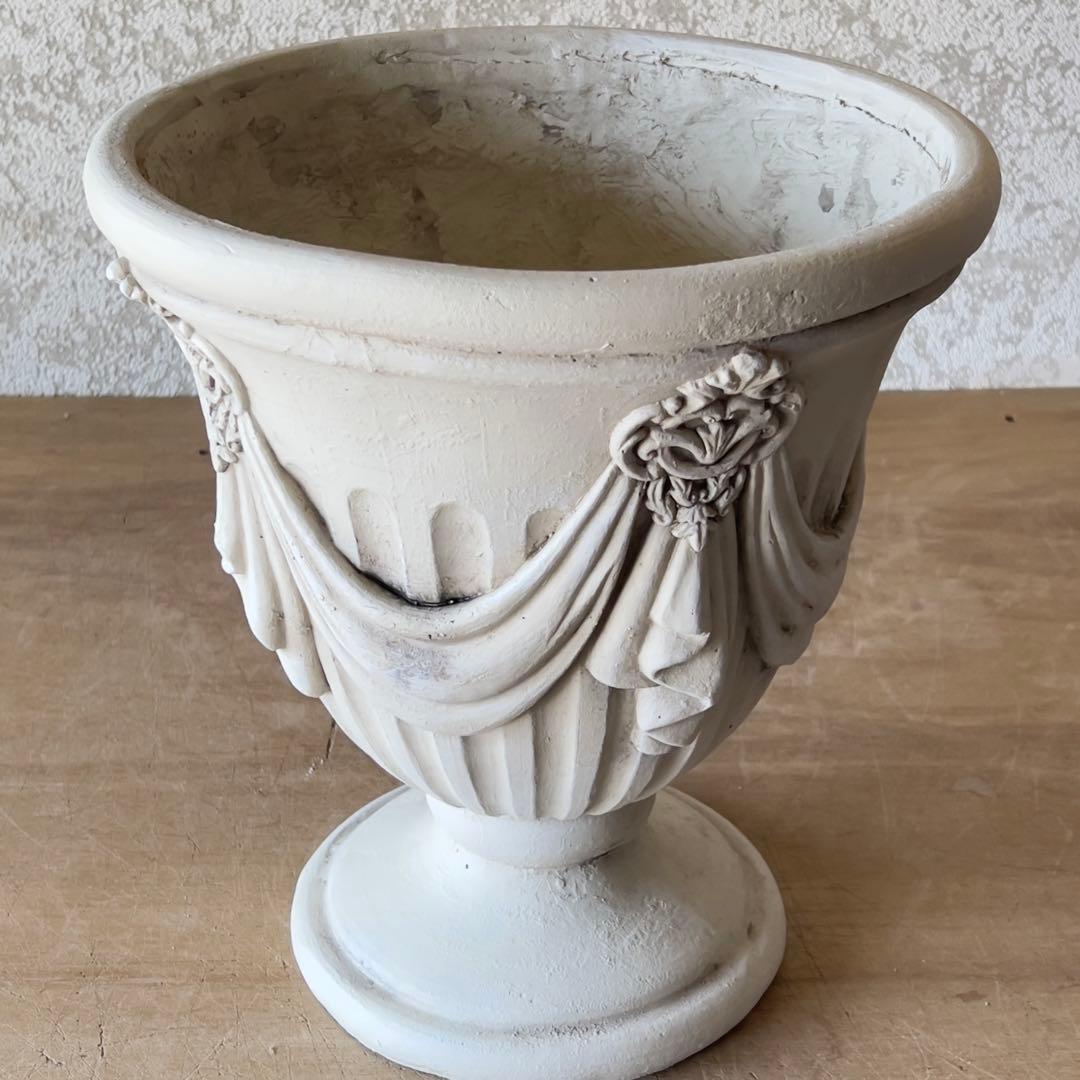 バリバリのアンティーク調ミドルカップタイプ陶器鉢