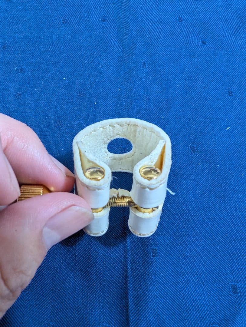 ブルズアイ・ルーク ホワイト(Bbクラリネット用リガチャー)