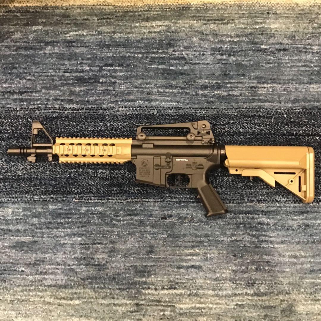 M4 CQB Tanカラーモデル　電動ガン　10禁