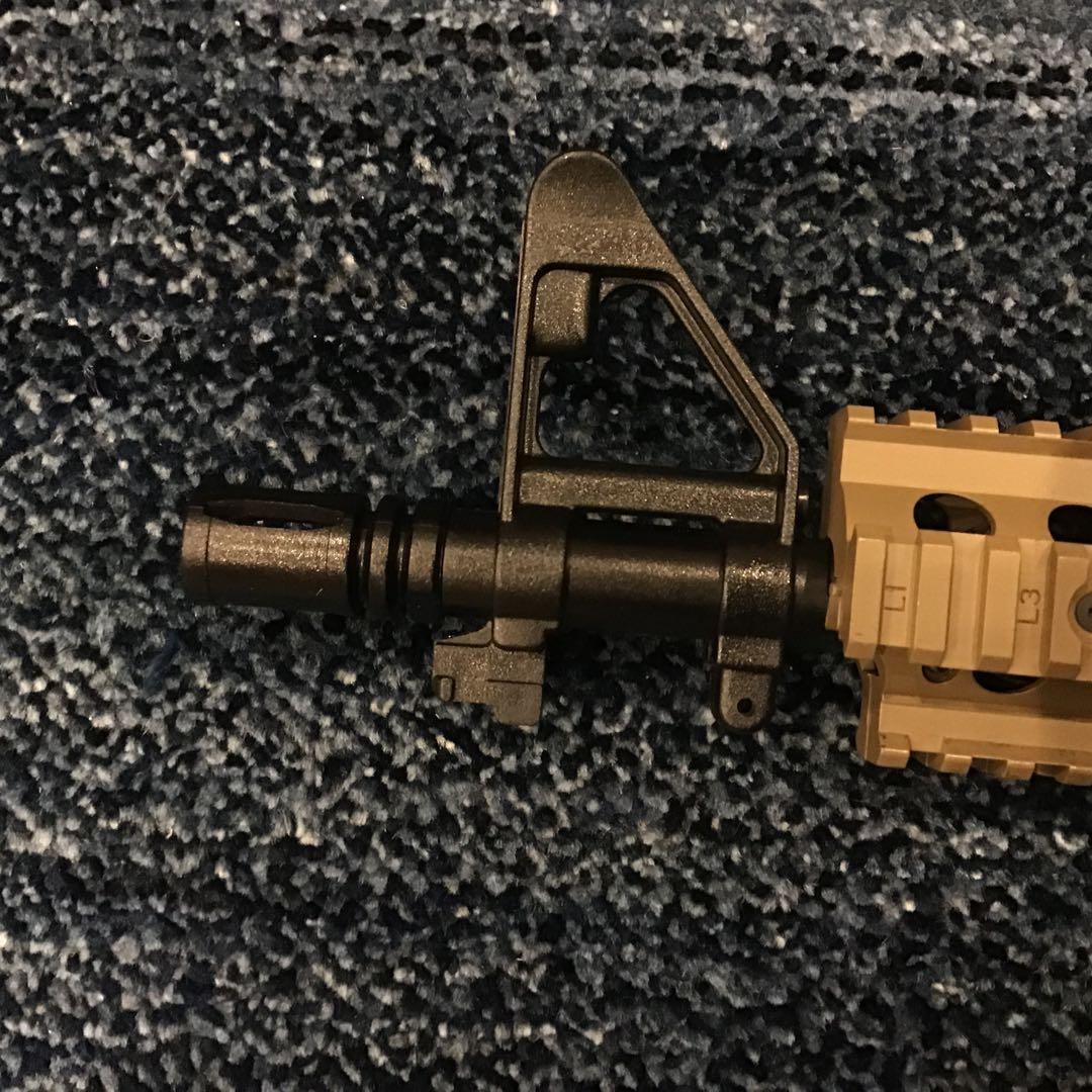M4 CQB Tanカラーモデル　電動ガン　10禁