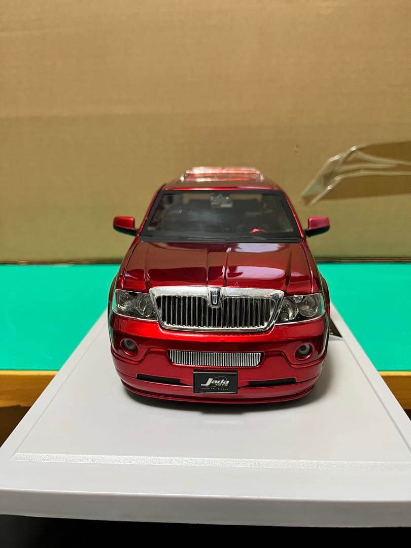 【DUB CITY】LINCOLN NAVIGATOR 1/18