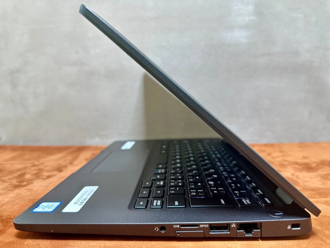 Windowsノート本体 DELL Latitude 5300 i5-8365U 8GB 256 13.3