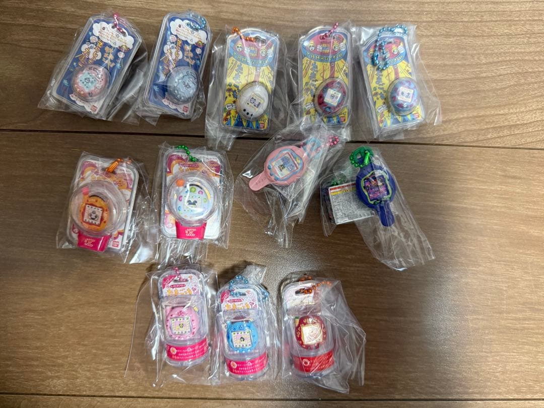 たまごっち おかしなたまごボーロっち パッケージチャームつき２　コンプリート