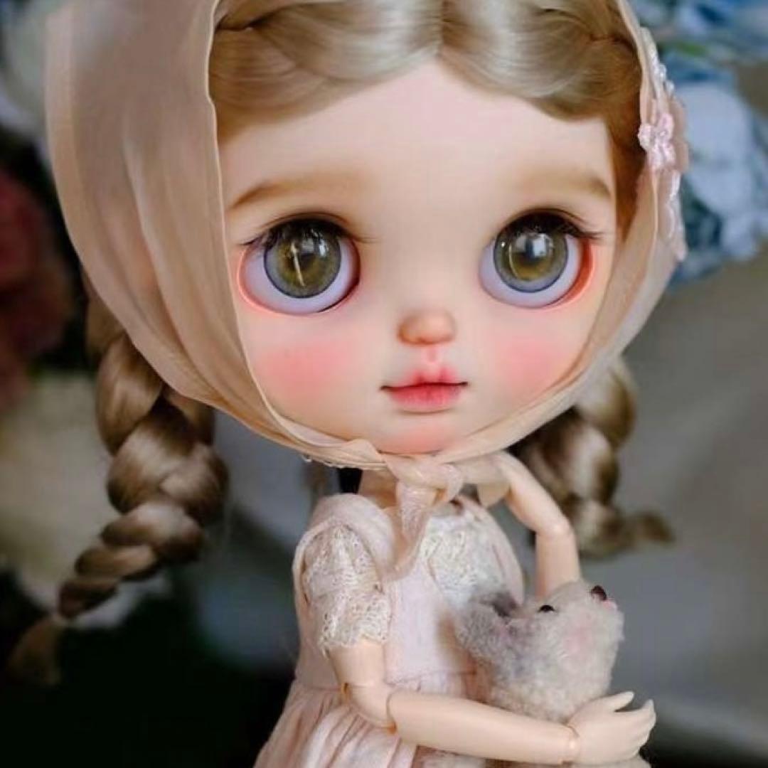 カスタムブライス 海外作家様 人形 優しい きれい 微笑み キュート