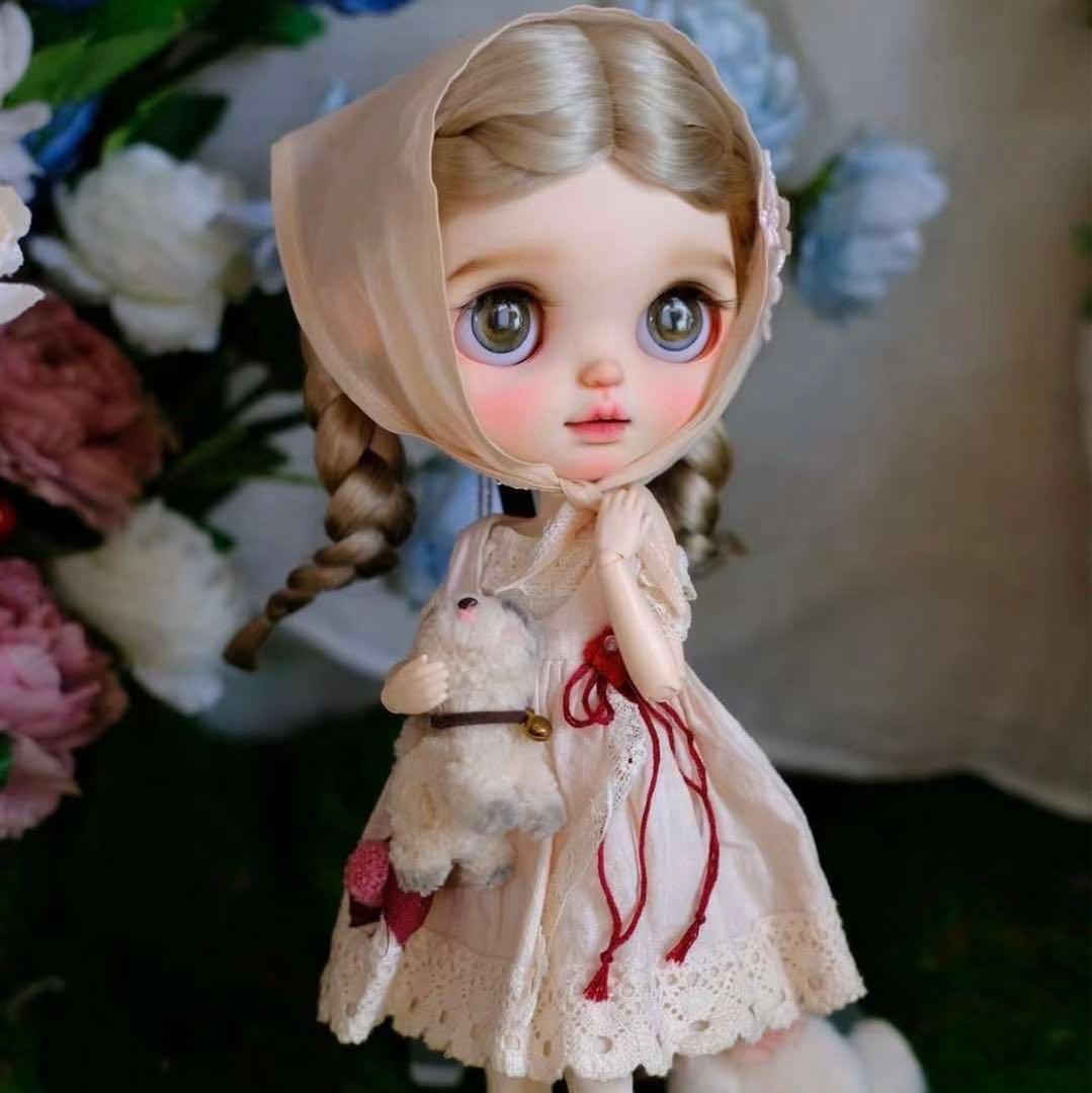 カスタムブライス 海外作家様 人形 優しい きれい 微笑み キュート