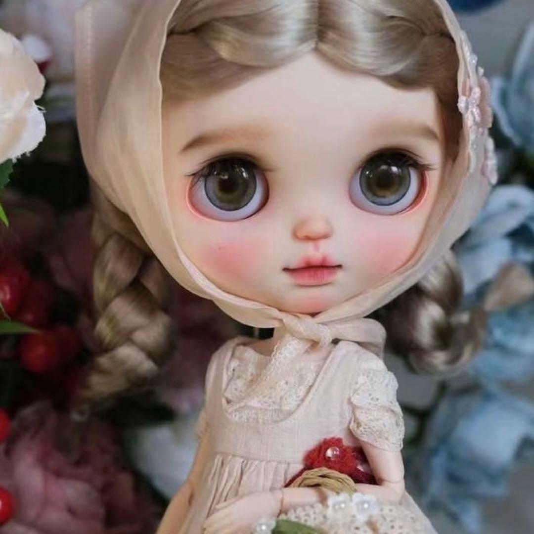 カスタムブライス 海外作家様 人形 優しい きれい 微笑み キュート