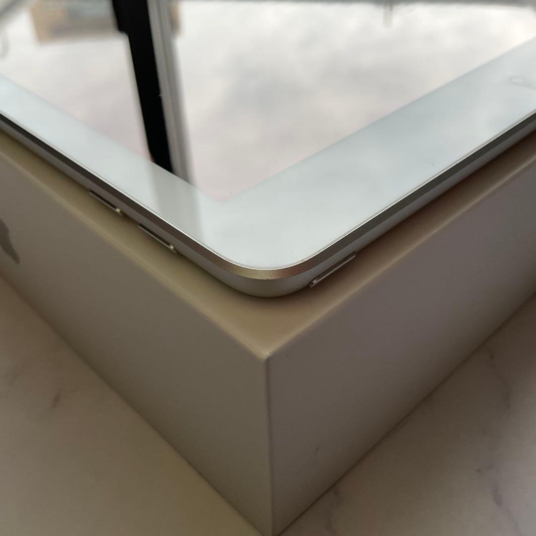 【超美品】Apple iPad 第6世代 Wi-Fi 32GB