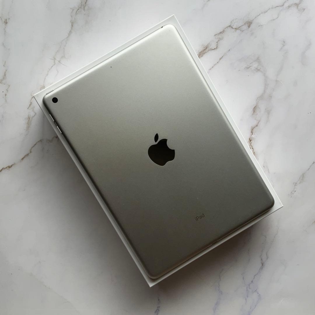 【超美品】Apple iPad 第6世代 Wi-Fi 32GB