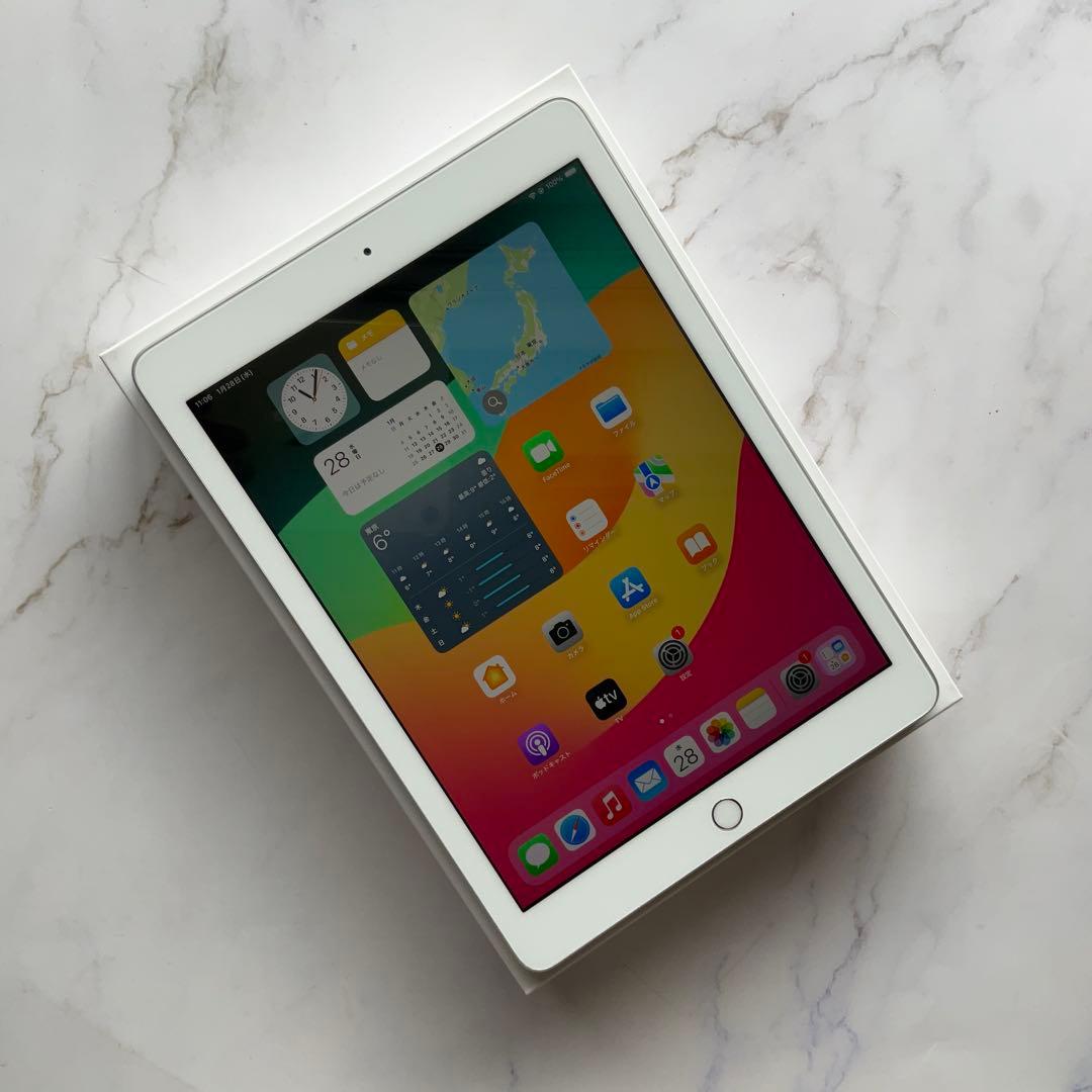 【超美品】Apple iPad 第6世代 Wi-Fi 32GB