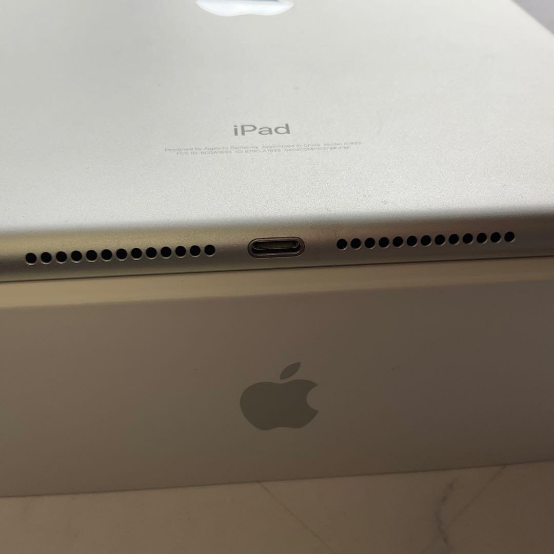 【超美品】Apple iPad 第6世代 Wi-Fi 32GB