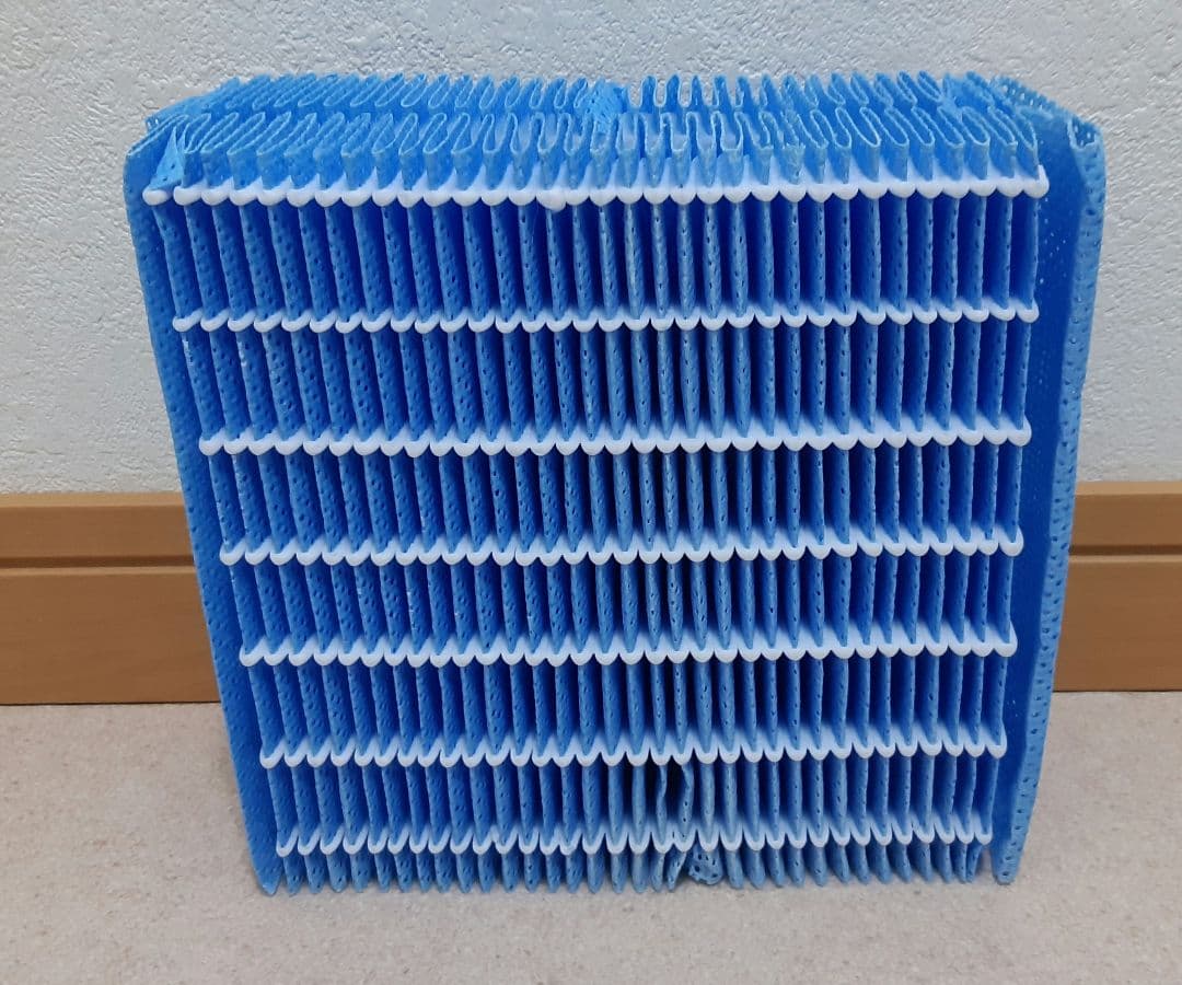 SHARP　2021年製　加熱気化式加湿機　HV-L75-W