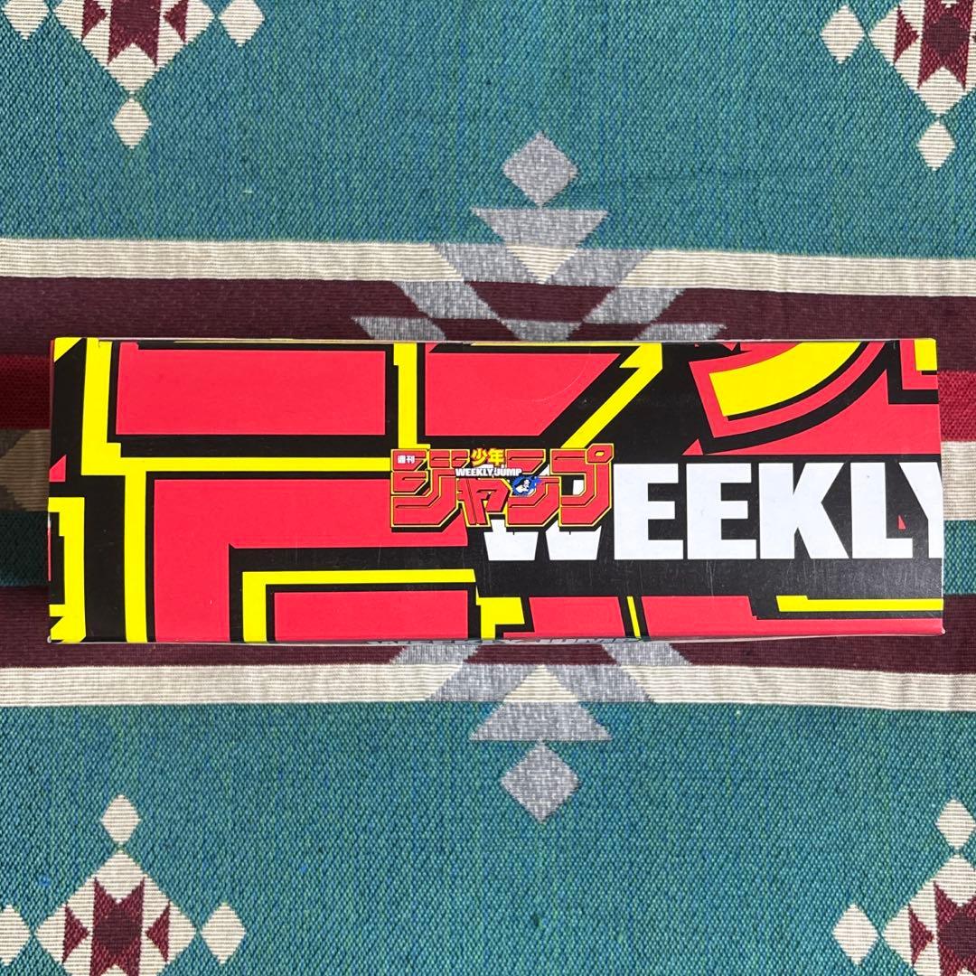 週刊少年ジャンプロゴフィギュア　レッド