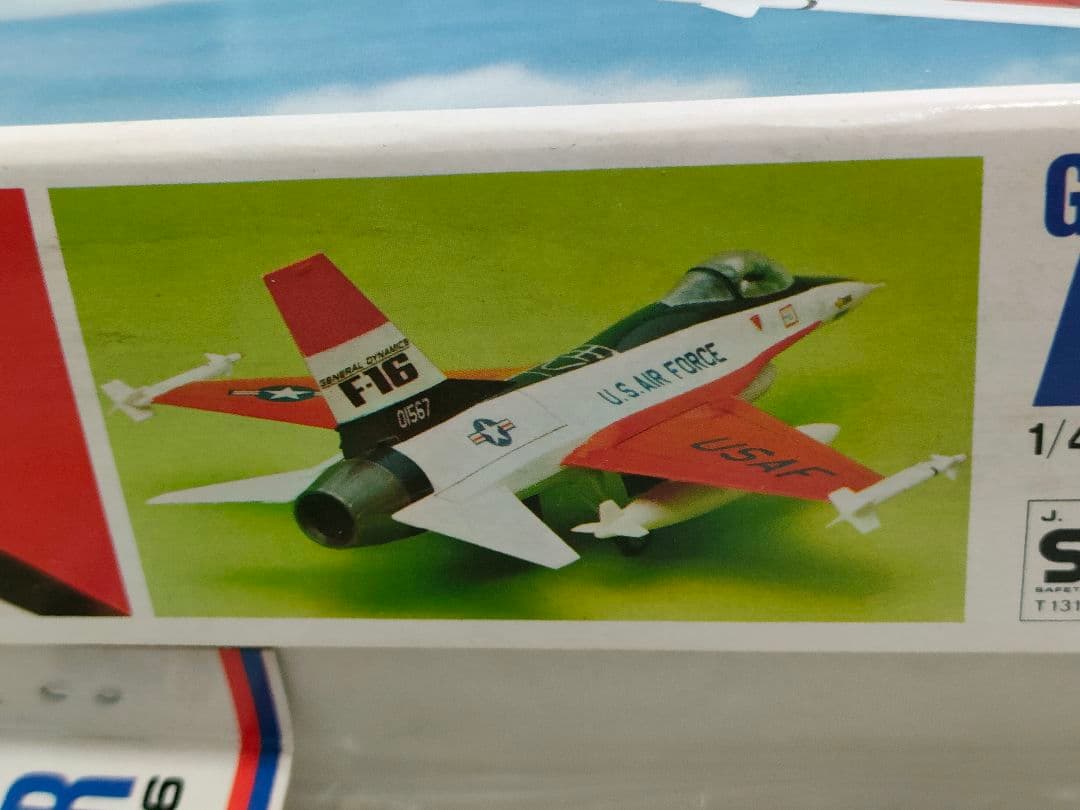 モノグラム　F-16 FIGHTER