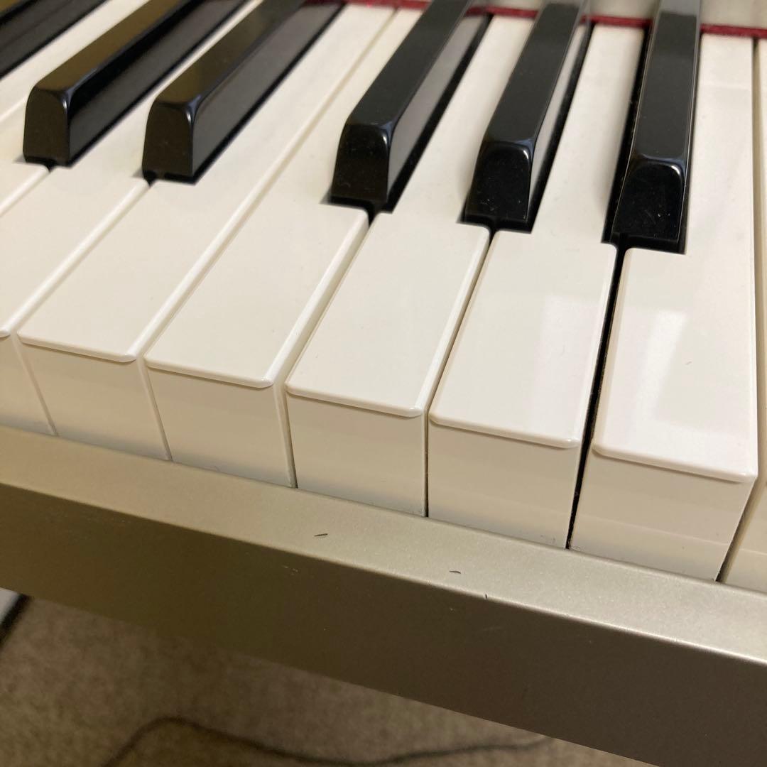 大阪市内引き渡し　カシオ　電子ピアノ　PX-130WE スタンド付き