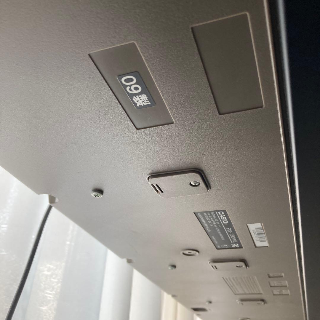 大阪市内引き渡し　カシオ　電子ピアノ　PX-130WE スタンド付き