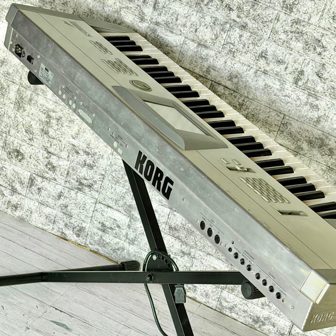 KORG「TRINITY Plus」61鍵シンセサイザー