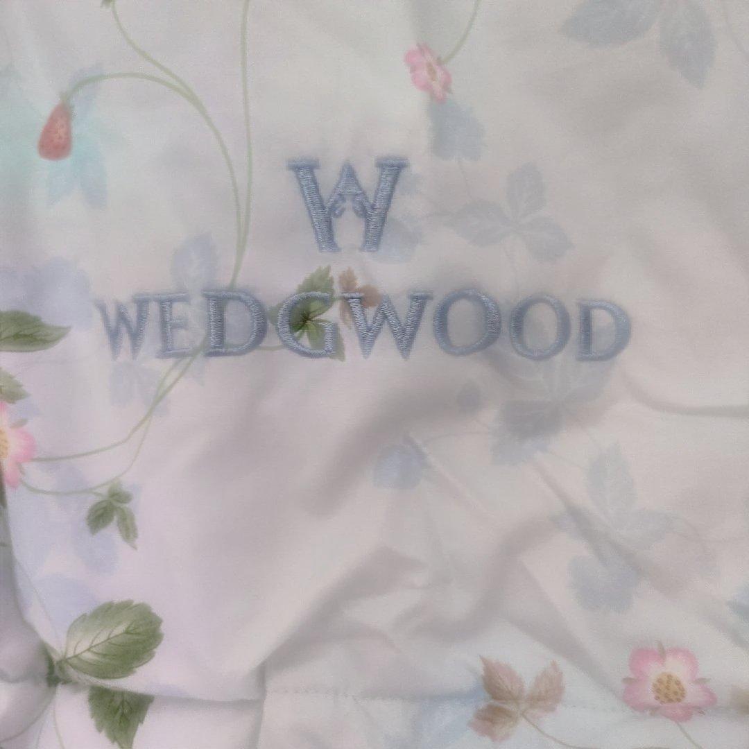  ストロベリー柄 羽毛肌掛け布団