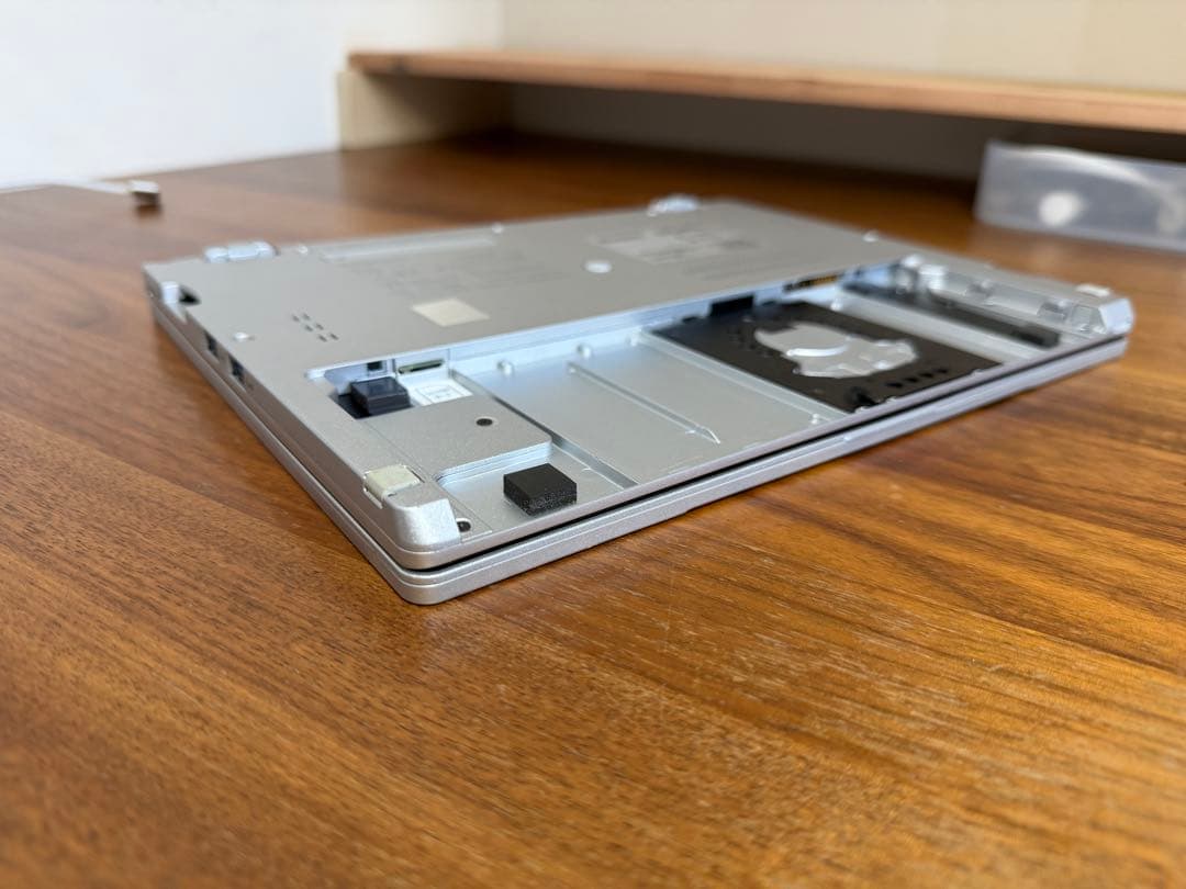 【27年1月迄の5年保証】レッツノートQV1 i7 32GB LTE フルセット