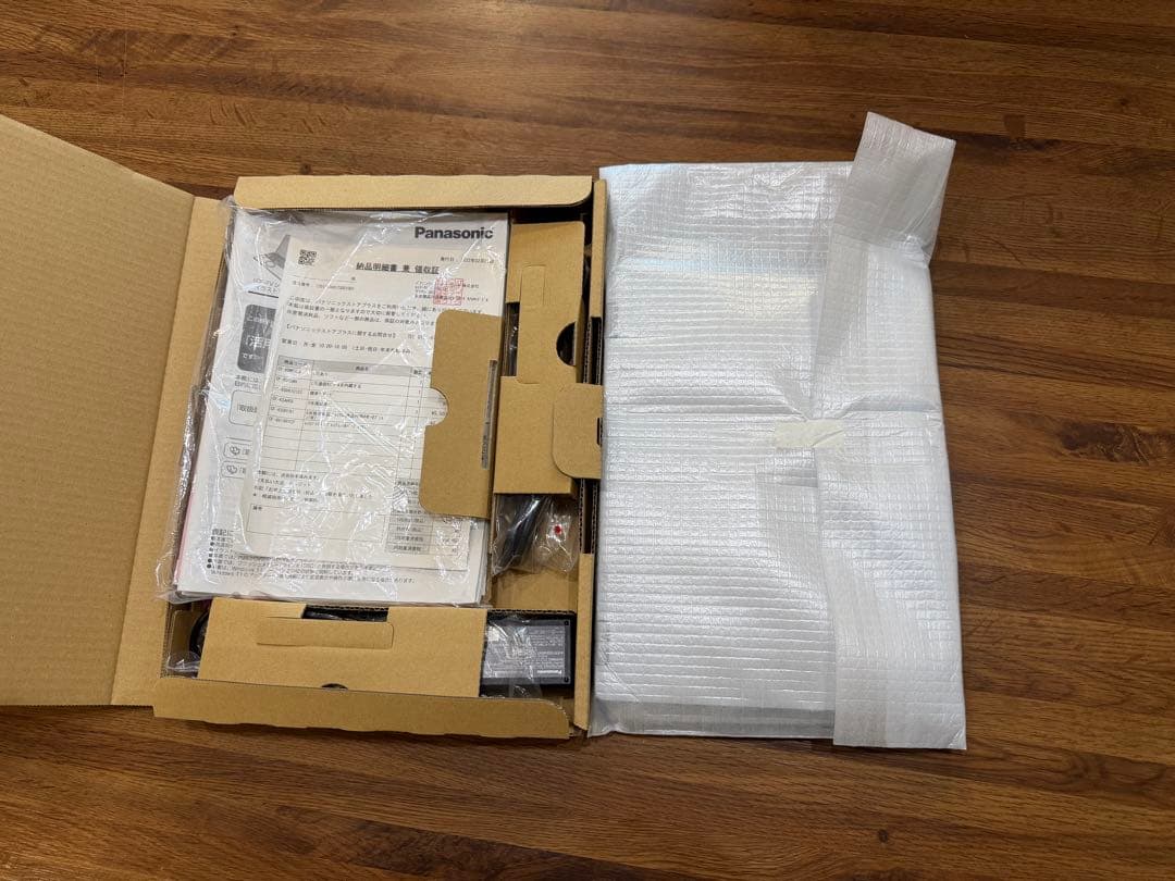 【27年1月迄の5年保証】レッツノートQV1 i7 32GB LTE フルセット