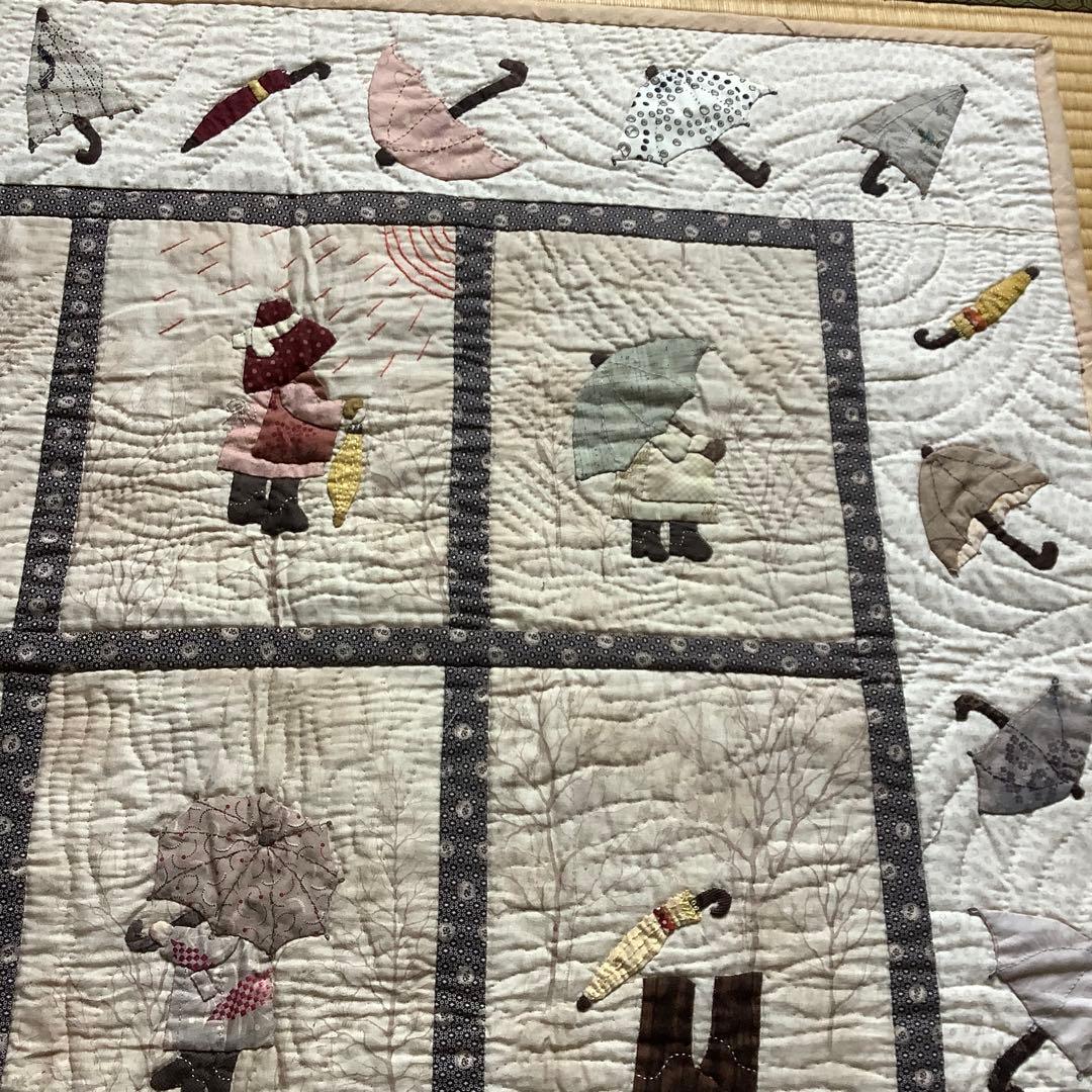 パッチワーク　タペストリー　スーちゃん