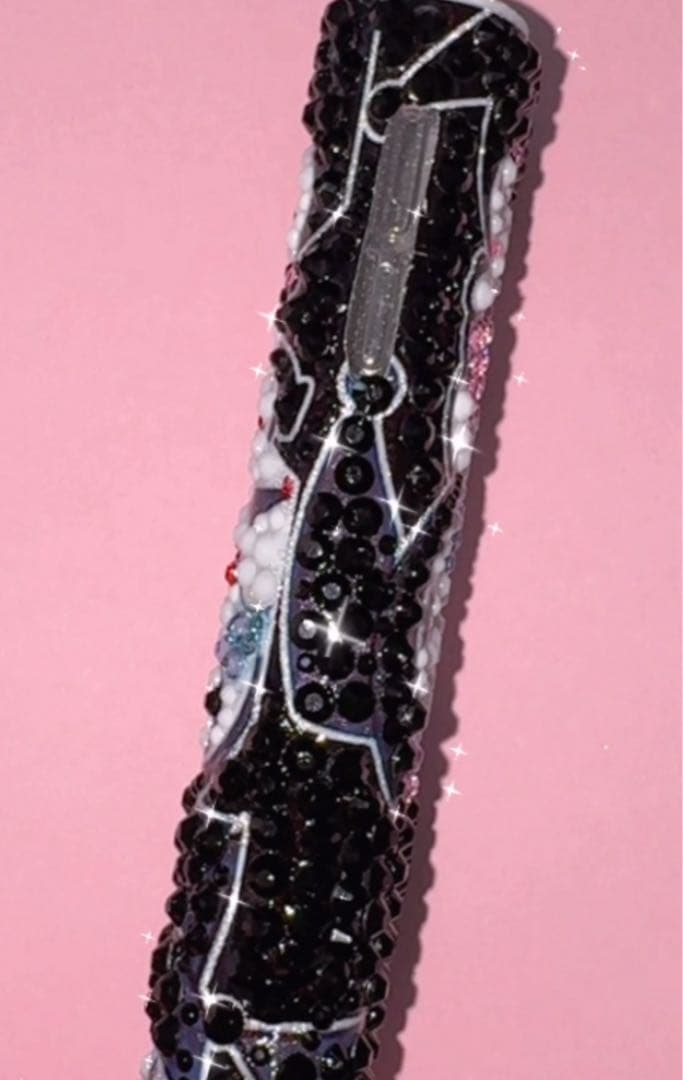 iQOS イルマアイワン デコケース 最新型 ♡ 黒×キャラ